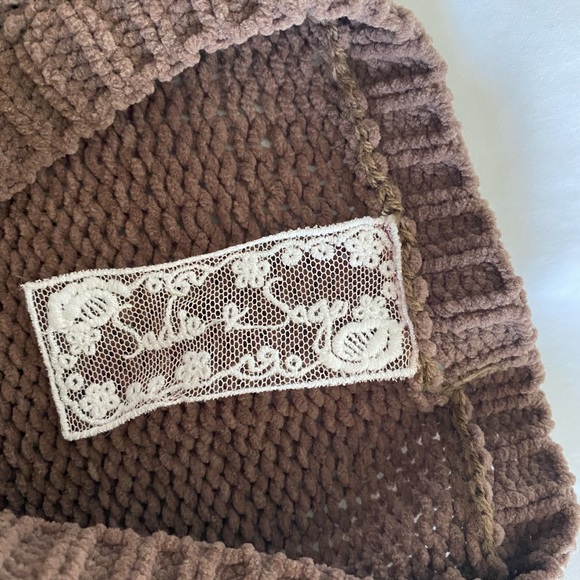 Sadie & Sage Brown Cropped Sweater - Picture 4 of 5